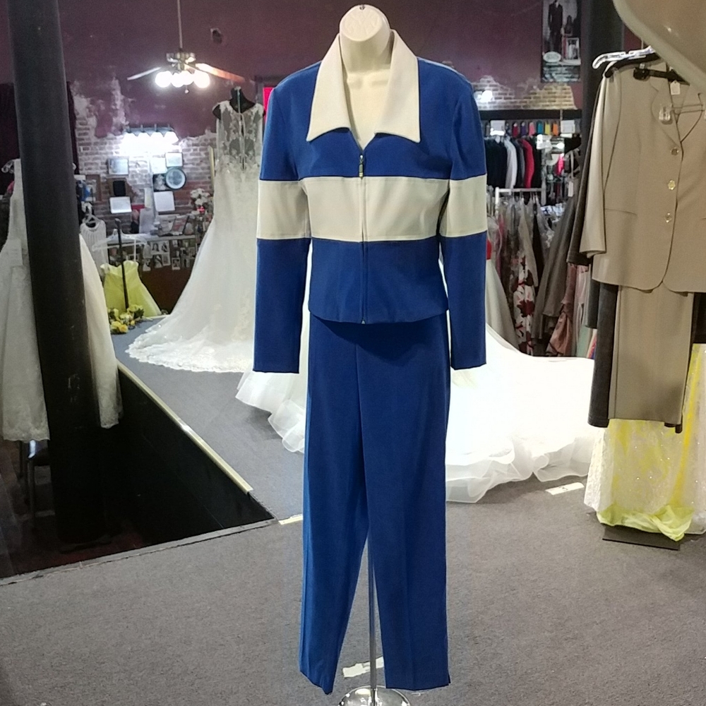 Marlon  Pant Suit great for Pageant Interview NWOT